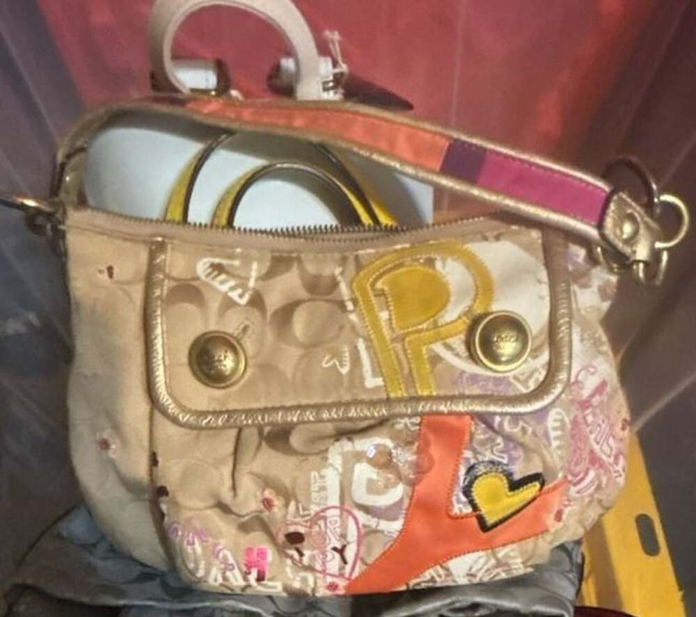 Coach Poppy Signature Pop C Applique Hobo Handbag No L0973-15040
